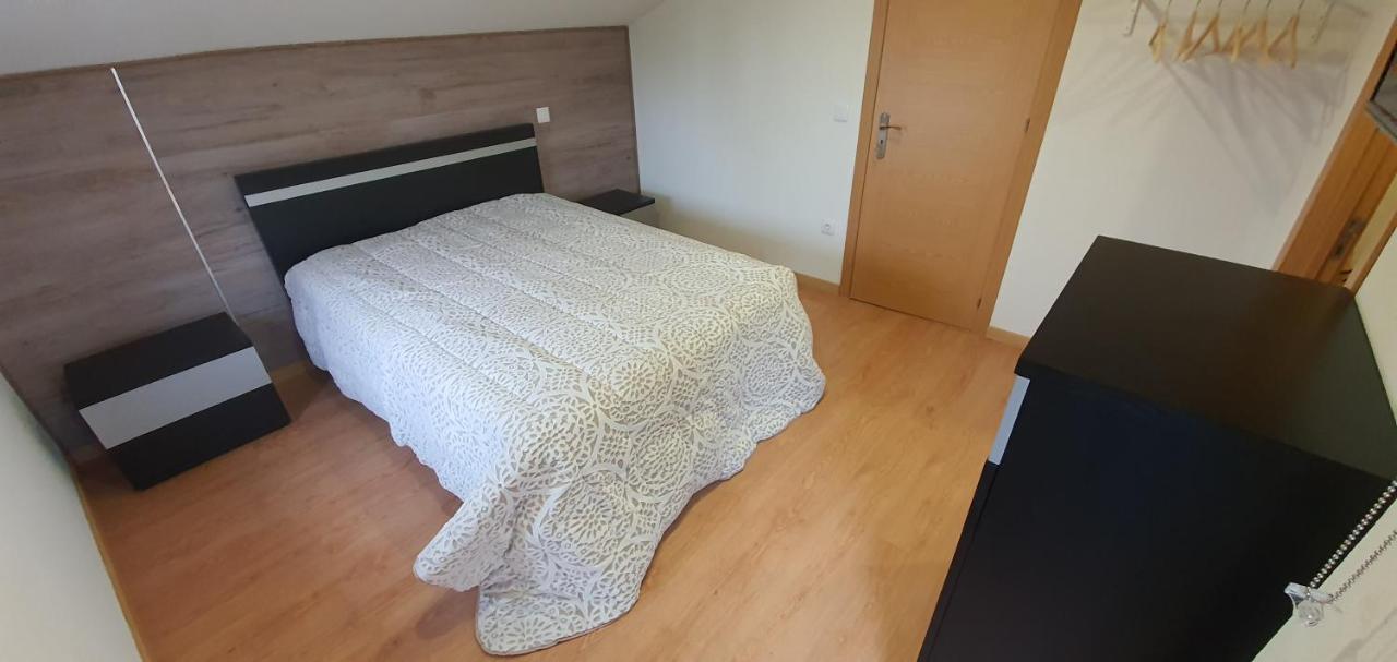 Villa Quinta Da Tormenta -14 Pessoas- Cabeceiras De Basto 2 Casas E Piscina Privada Esterno foto