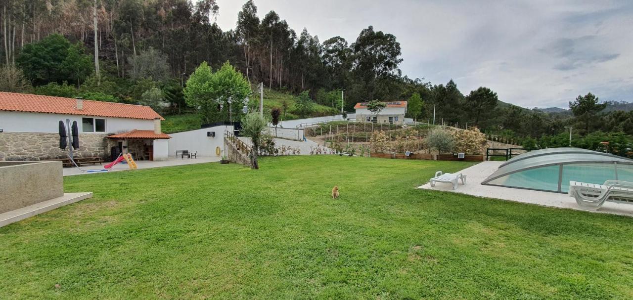 Villa Quinta Da Tormenta -14 Pessoas- Cabeceiras De Basto 2 Casas E Piscina Privada Esterno foto