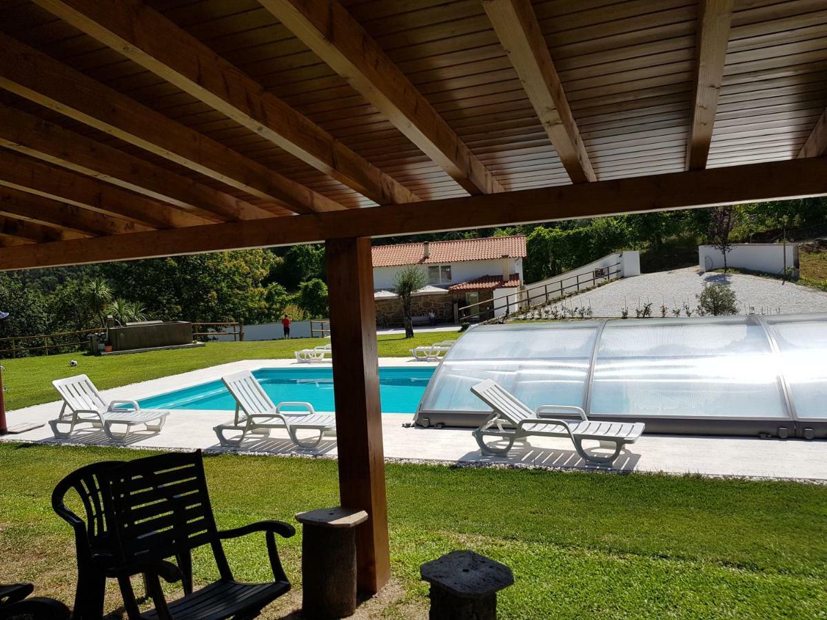 Villa Quinta Da Tormenta -14 Pessoas- Cabeceiras De Basto 2 Casas E Piscina Privada Esterno foto