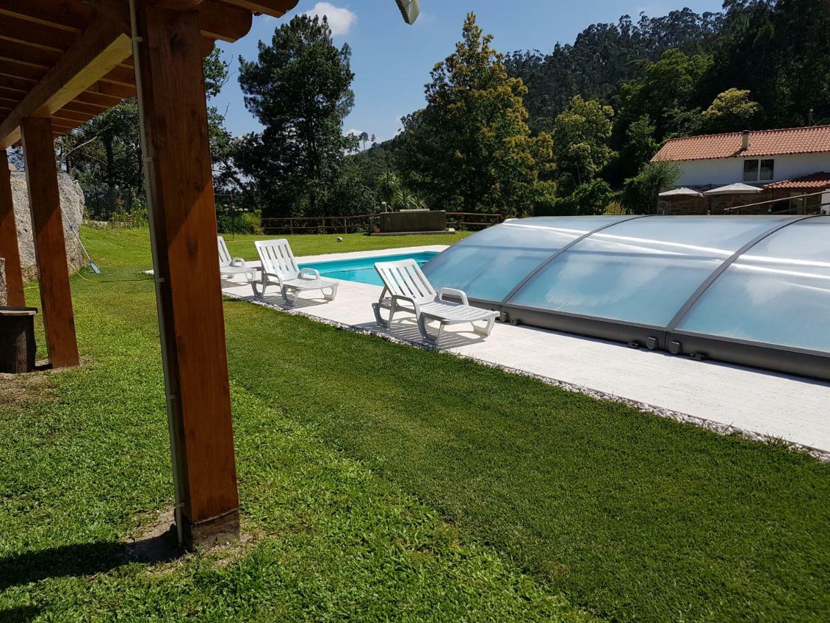 Villa Quinta Da Tormenta -14 Pessoas- Cabeceiras De Basto 2 Casas E Piscina Privada Esterno foto